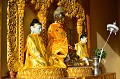 90 % de la population du Myanmar est de confession bouddhiste Théravâda. Cette philosophie s'articule autour de l'idée de "Chemin des Aînés". L'objectif est d'atteindre le nirvana, bonheur éternel ou extinction de tous les désirs. Construire des monuments religieux, faire des dons, avoir un bon comportement avec autrui permet d'accumuler des mérites afin de pouvoir  prétendre à une vie future meilleure et espérer atteindre un jour le nirvana. 
Au Myanmar, le Bouddhisme cohabite avec des traditions animistes... bouddhisme,myanmar,birmanie. 