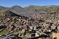 Située à 3827 mètres, Puno, ville de 100 000 habitants, est la capitale de l'Altiplano péruvien. Elle est le point de départ pour toute exploration du lac Titicaca et de sa multitude d'îles. puno,perou. 