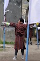 C'est le sport national au Bhoutan depuis 1971. Le Bhoutan est représenté aux Jeux Olympiques dans cette discipline, mais n'a encore jamais rapporté de médaille.. L'archer tire sur une cible placée à 140 mètres et utilise non plus un arc en bambou, mais un  matériel très sophistiqué à poulies. tir,arc,bhoutan. 
